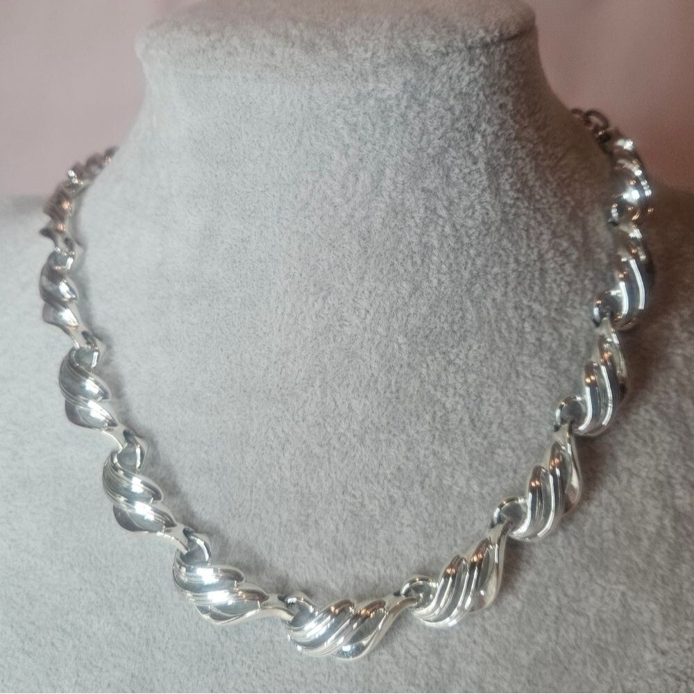 Vintage CORO Silver Tone Ribbon Scroll Wave Link Choker Collar Necklace 12.5-18"